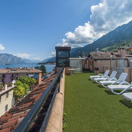 Hotel Sorriso Brenzone sul Garda Buitenkant foto