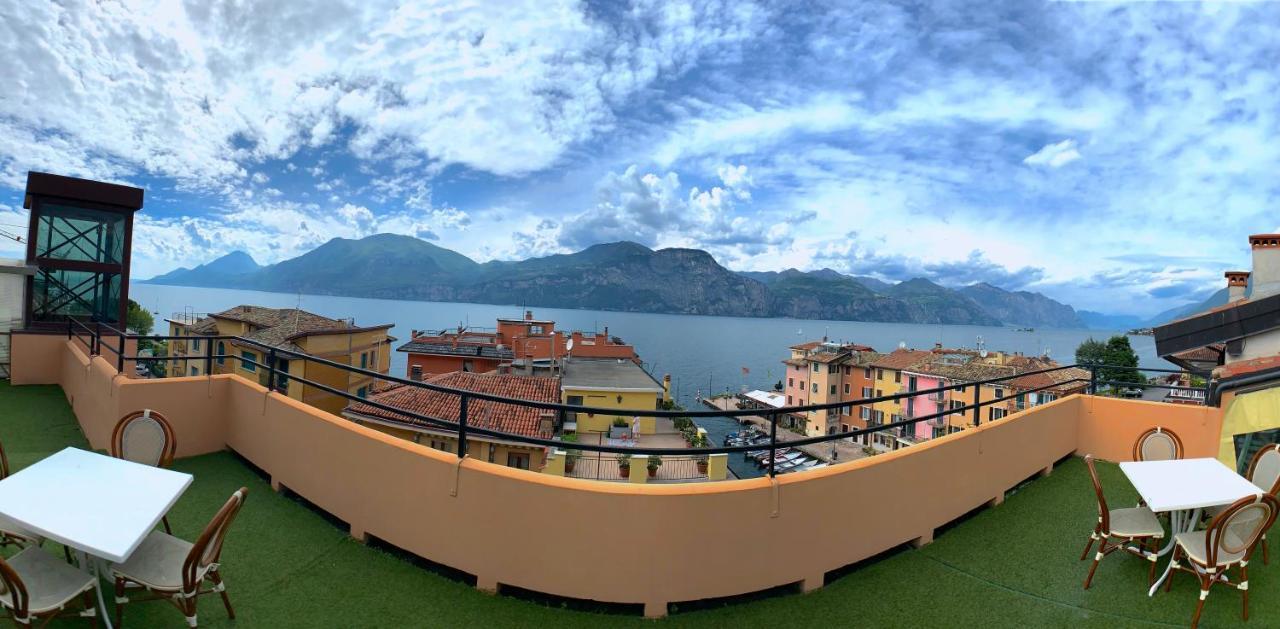 Hotel Sorriso Brenzone sul Garda Buitenkant foto