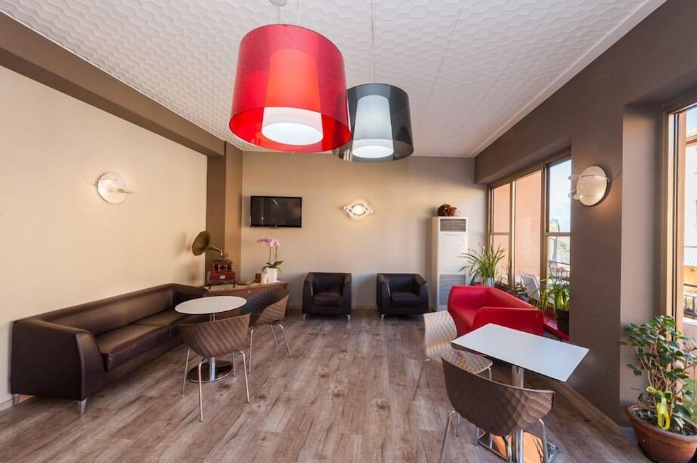 Hotel Sorriso Brenzone sul Garda Buitenkant foto